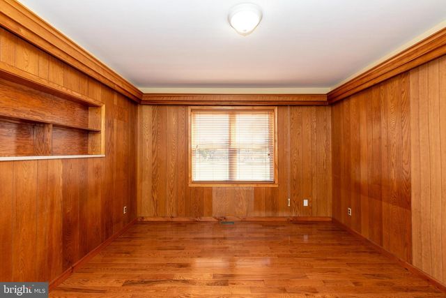 306 S EAST AVE, Vineland, NJ 08360