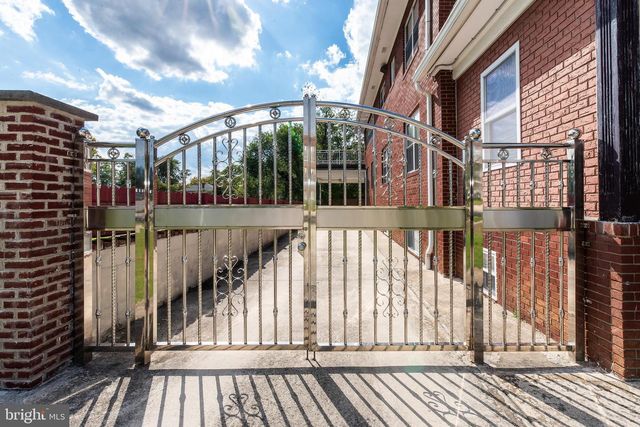 306 S EAST AVE, Vineland, NJ 08360