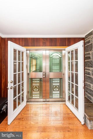 306 S EAST AVE, Vineland, NJ 08360