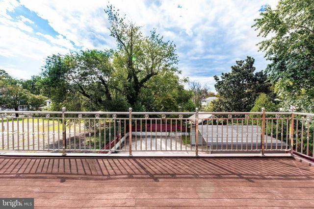 306 S EAST AVE, Vineland, NJ 08360