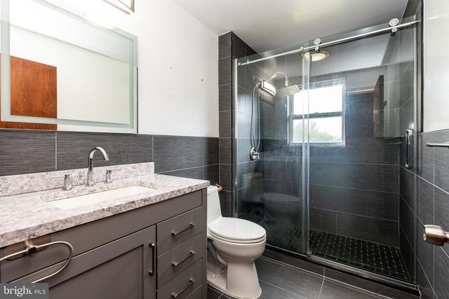 306 S EAST AVE, Vineland, NJ 08360