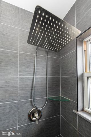 306 S EAST AVE, Vineland, NJ 08360