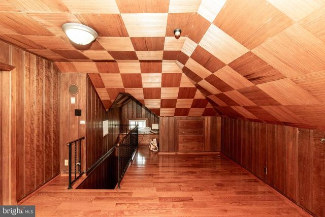 306 S EAST AVE, Vineland, NJ 08360