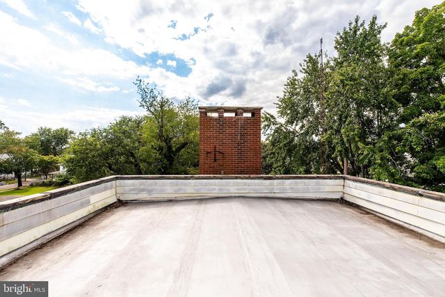 306 S EAST AVE, Vineland, NJ 08360