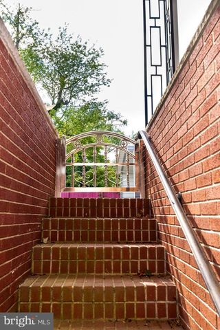 306 S EAST AVE, Vineland, NJ 08360