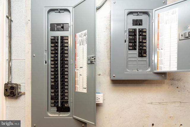 306 S EAST AVE, Vineland, NJ 08360