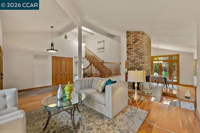 210 Duxbury Ct, San Ramon, CA 94583