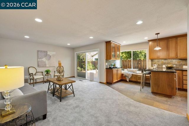 210 Duxbury Ct, San Ramon, CA 94583