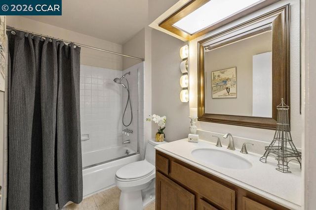 210 Duxbury Ct, San Ramon, CA 94583