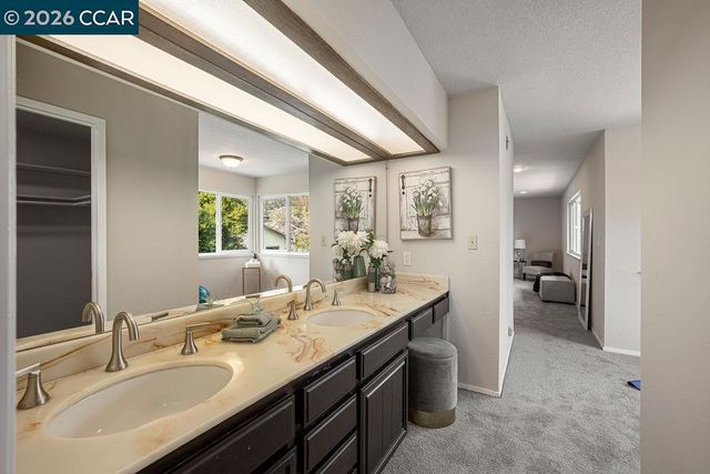 210 Duxbury Ct, San Ramon, CA 94583