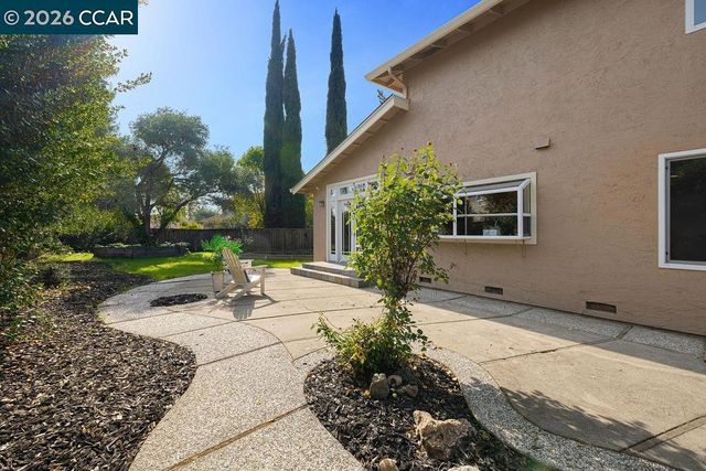 210 Duxbury Ct, San Ramon, CA 94583