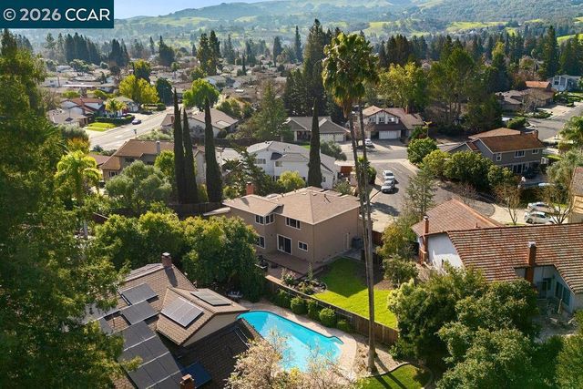 210 Duxbury Ct, San Ramon, CA 94583