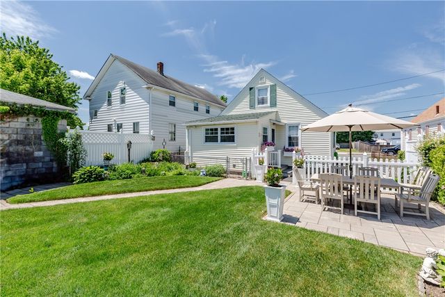24 Columbus Boulevard, Cranston, RI 02910
