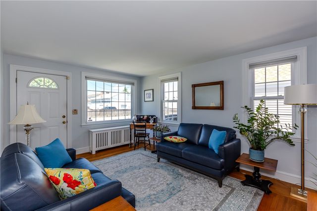 24 Columbus Boulevard, Cranston, RI 02910