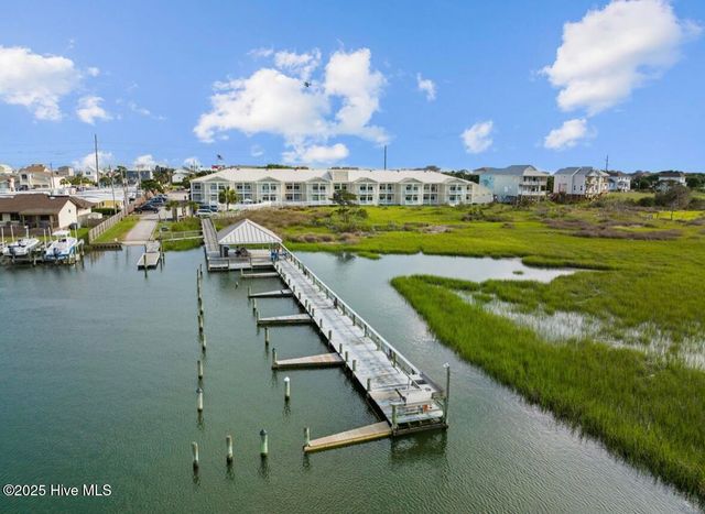 602 W Fort Macon Road 242, Atlantic Beach, NC 28512