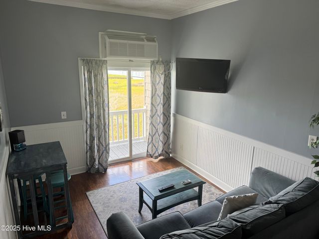 602 W Fort Macon Road 242, Atlantic Beach, NC 28512