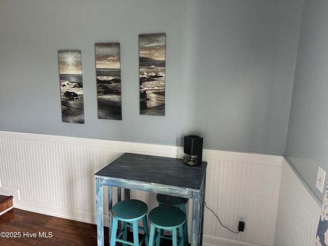 602 W Fort Macon Road 242, Atlantic Beach, NC 28512