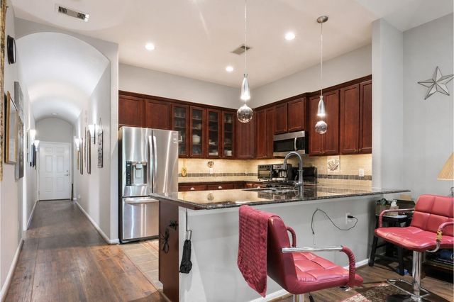 6059 Yale Street, Houston, TX 77076