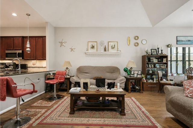 6059 Yale Street, Houston, TX 77076