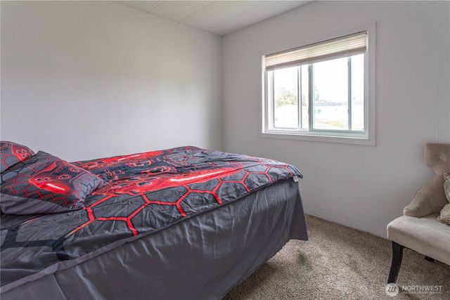 1706 N 32nd Place, Mount Vernon, WA 98273