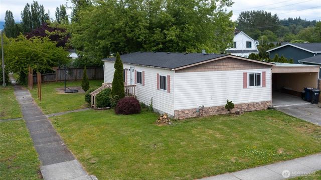 1706 N 32nd Place, Mount Vernon, WA 98273