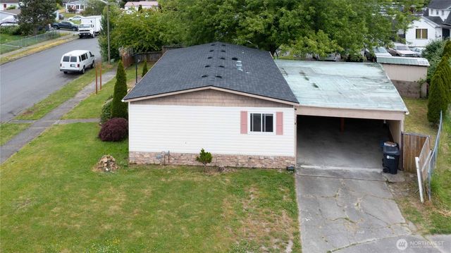 1706 N 32nd Place, Mount Vernon, WA 98273