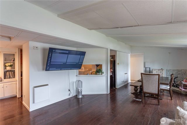 1706 N 32nd Place, Mount Vernon, WA 98273
