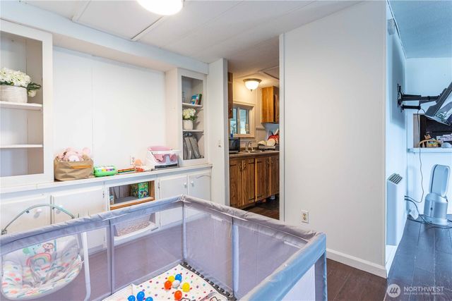 1706 N 32nd Place, Mount Vernon, WA 98273