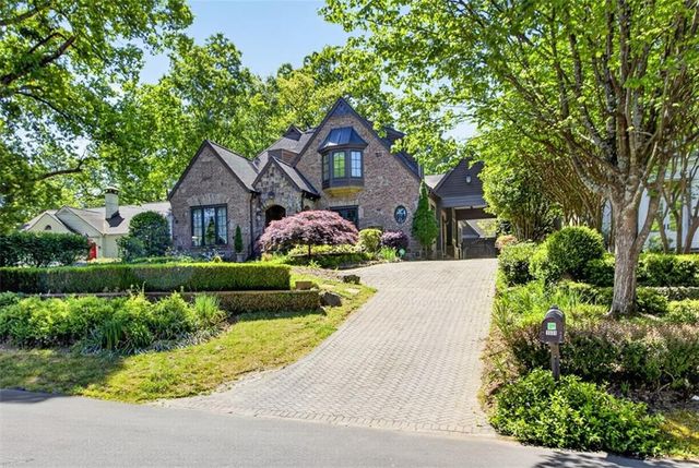 1031 Eulalia Road NE, Atlanta, GA 30319