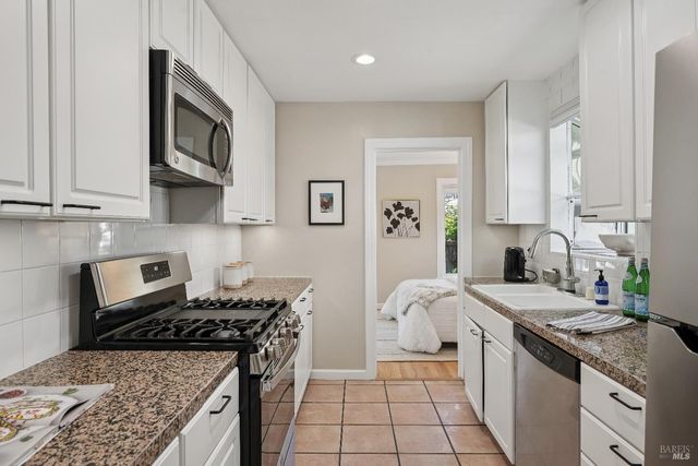 142 Dominga Ave, Fairfax, CA 94930