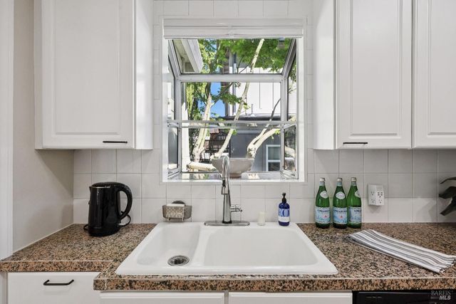 142 Dominga Ave, Fairfax, CA 94930