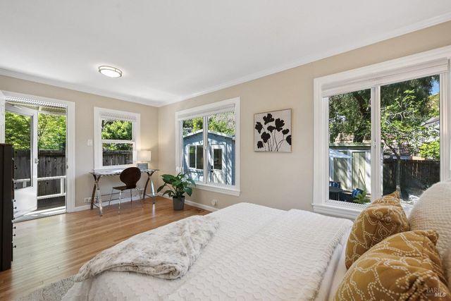 142 Dominga Ave, Fairfax, CA 94930