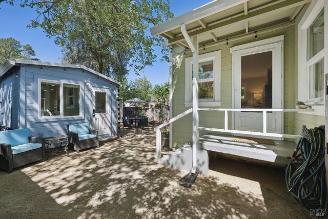 142 Dominga Ave, Fairfax, CA 94930