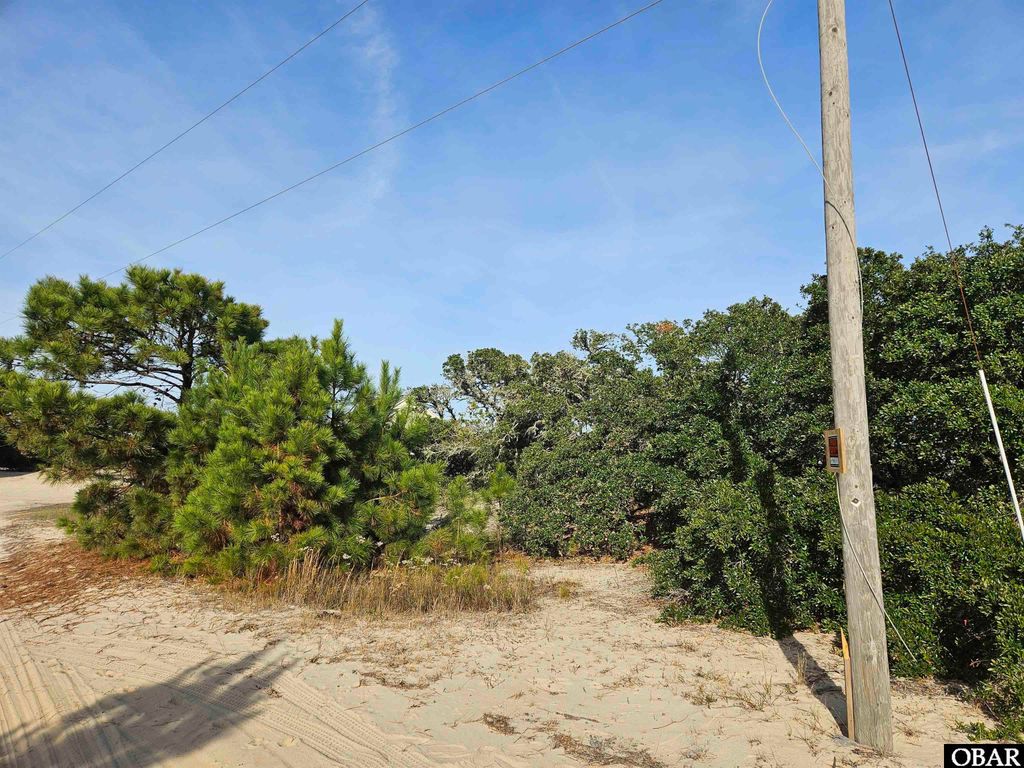 Image 1 of property listing at 510 Albatross Lane Lot 117, Corolla, NC 27927