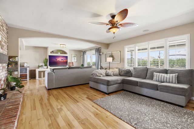 4901 Saylor Rd, Denair, CA 95316