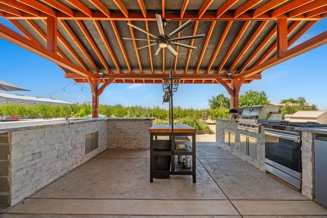 4901 Saylor Rd, Denair, CA 95316