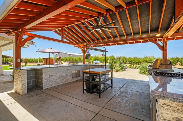 4901 Saylor Rd, Denair, CA 95316