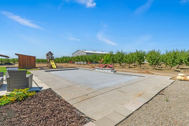 4901 Saylor Rd, Denair, CA 95316