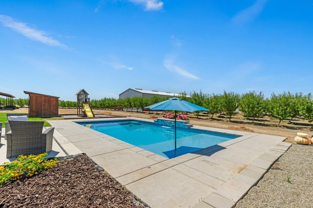 4901 Saylor Rd, Denair, CA 95316