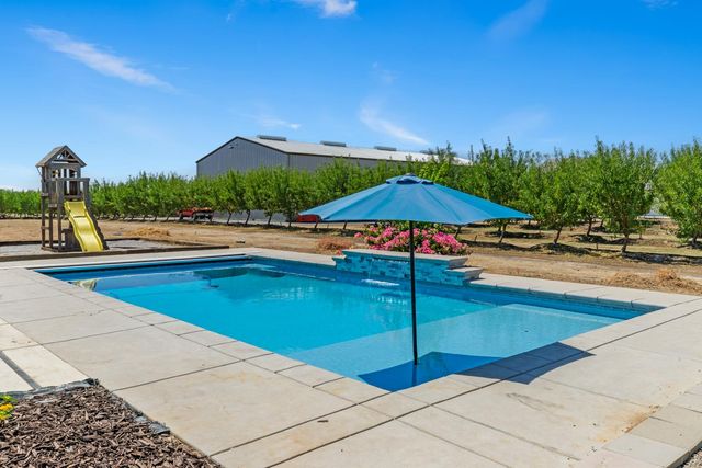 4901 Saylor Rd, Denair, CA 95316