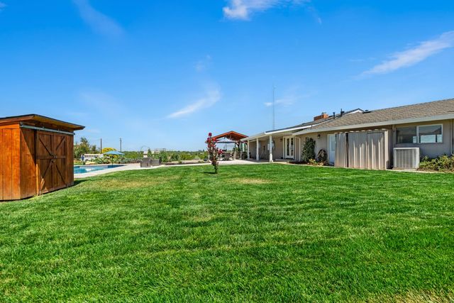 4901 Saylor Rd, Denair, CA 95316
