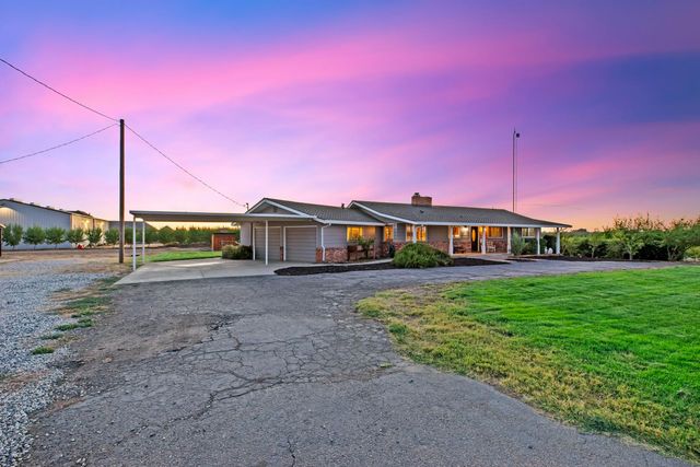 4901 Saylor Rd, Denair, CA 95316
