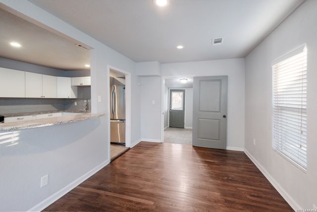 1042 Greer, San Antonio, TX 78210