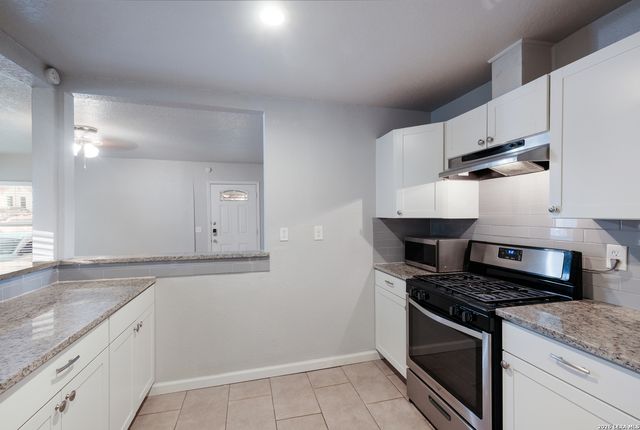 1042 Greer, San Antonio, TX 78210