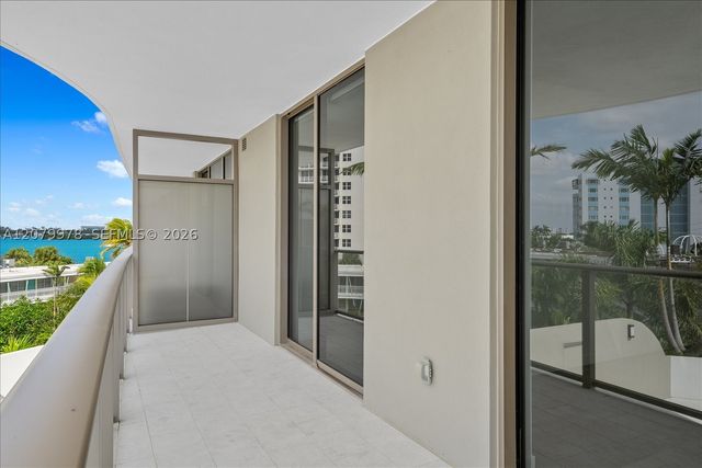 1135 103 St 403, Bay Harbor Islands, FL 33154
