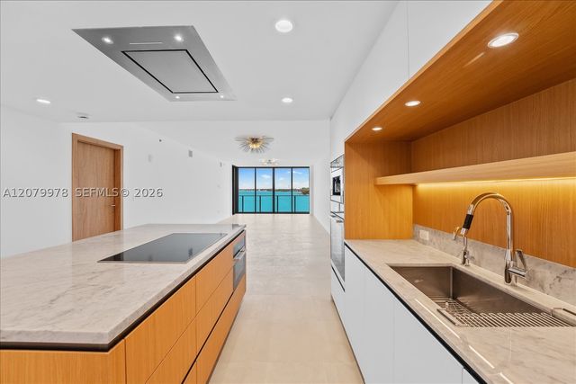 1135 103 St 403, Bay Harbor Islands, FL 33154