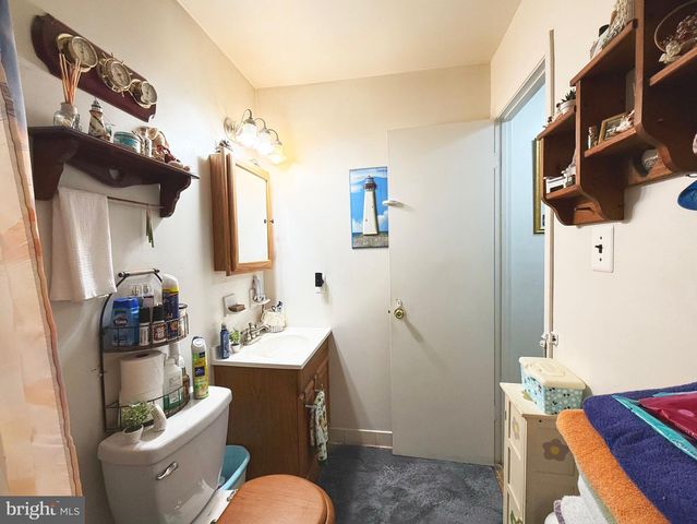 2014 JASON DR, Huntingdon Valley, PA 19006