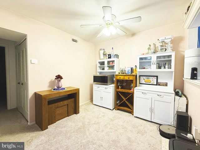 2014 JASON DR, Huntingdon Valley, PA 19006
