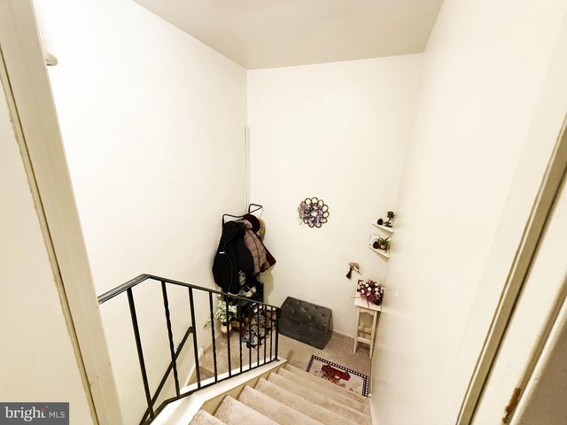 2014 JASON DR, Huntingdon Valley, PA 19006