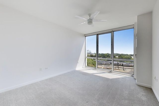 1629 S Prairie Avenue 805, Chicago, IL 60616